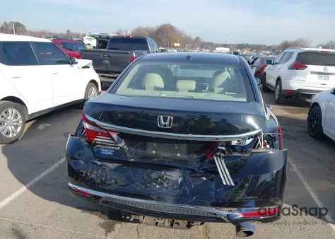 2017 Honda Accord Ex-L from USA, damaged, VIN 1HGCR2F88HA101841